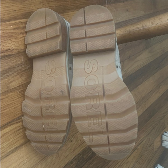 Sorel Light Brown Boots - Picture 5 of 6